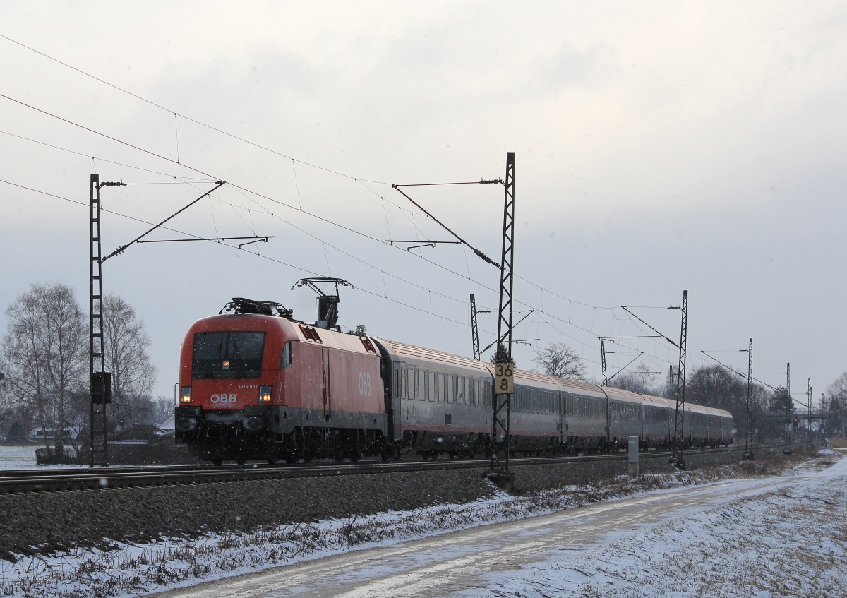 1016 007-5 am 3. Februar 2013 in leichtem Schneefall bei �bersee.
