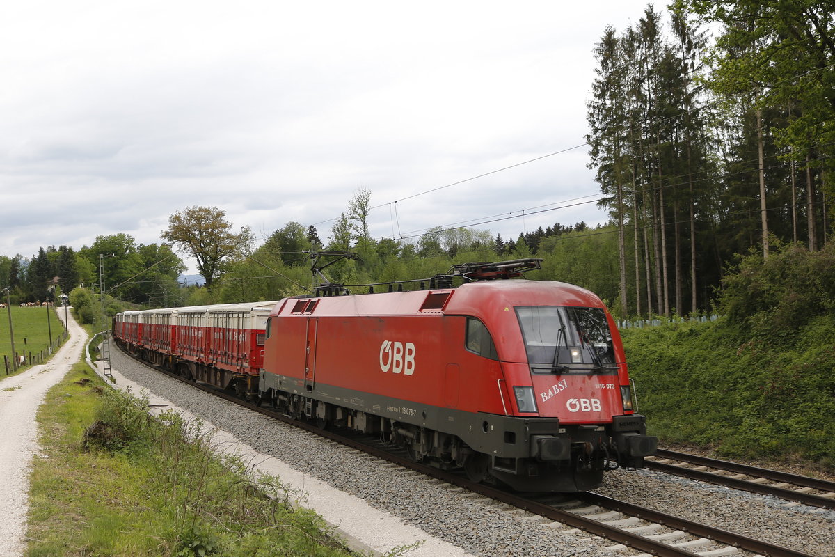 1116 078  BABSI  auf dem Weg nach Salzburg. Aufgenommen am 1. Mai 2018 bei Grabenst�tt.