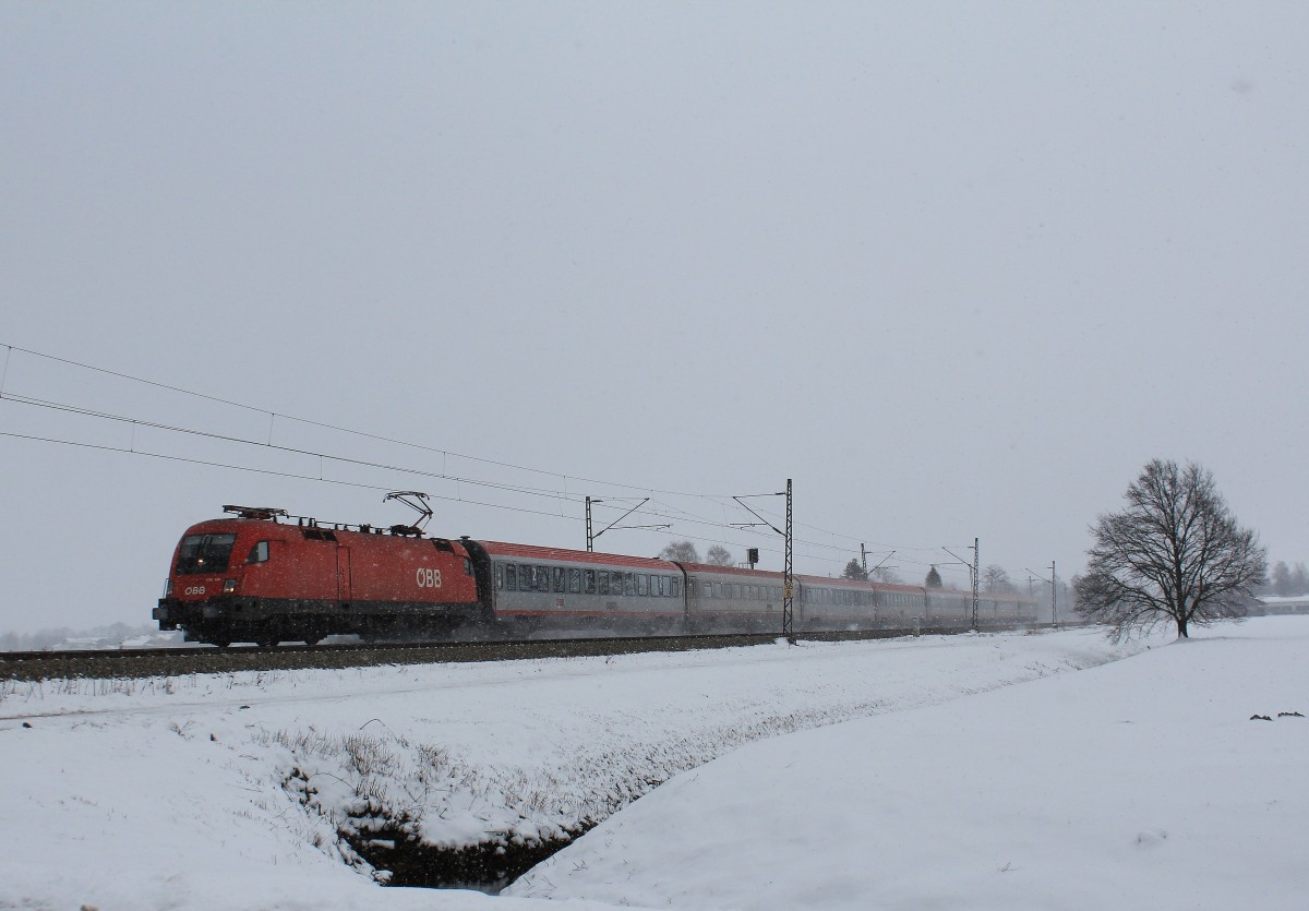 1116 107-4 am 9. Februar 2013 bei �bersee am Chiemsee.