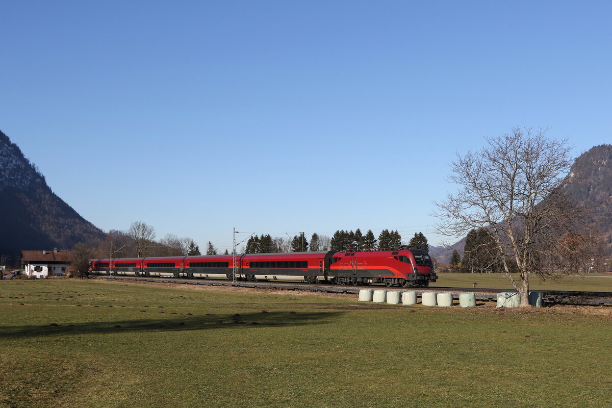 1116 233 am 9. Februar 2022 bei Niederaudorf im Inntal.