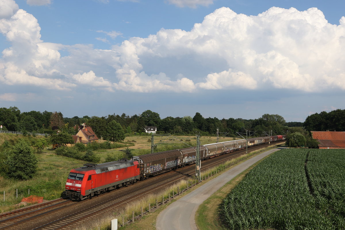 152 039 auf dem Weg nach Bremen am 27. Juni 2020 bei Langwedel.