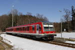 628 519 am Haltepunkt  Umratshausen Ort  der Bahnlinie Prien-Aschau am 23.